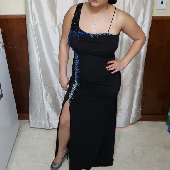 Showtime Collection Dresses & Skirts - Black Showtime Collection Dress size 14 Showtime Collection Dresses & Skirts - Black Showtime Collection Dress size 14